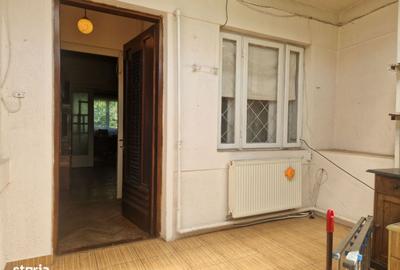 Casă cu 3 camere decomandat în Central - 20