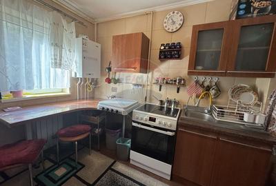 Apartament 4 camere decomandat de vanzare Eliberarii Constanta Apartament 4 camere decomandat de vanzare Eliberarii Constanta - 5