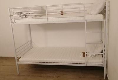 Etaj de inchiriat/ camere+ bai/bucatarie/spalatorie