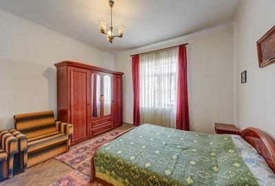 Apartament cu 3 camere decomandat în Chitila - 1