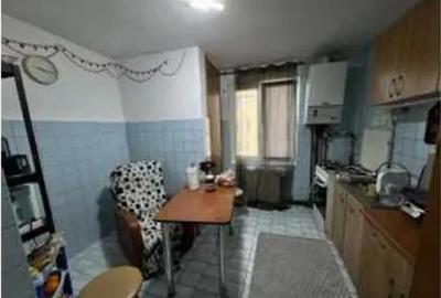 Apartament cu 2 camere decomandat în Uzina 2 - 2