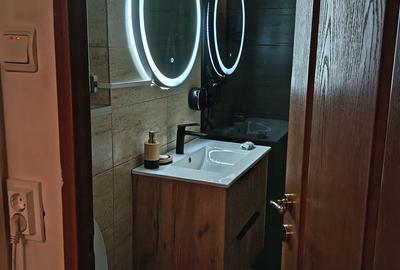 Apartament cu 3 camere decomandat în Central - 3