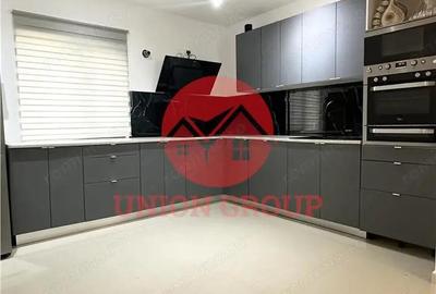 Spațiu comercial, de 500 mp, în Central - 4