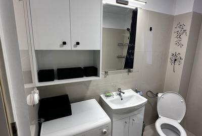 Garsonieră decomandată în Central - 1