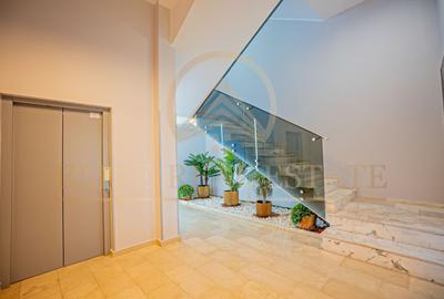 Apartament premium de vanzare în Mamaia â vedere la mare și lac - 16