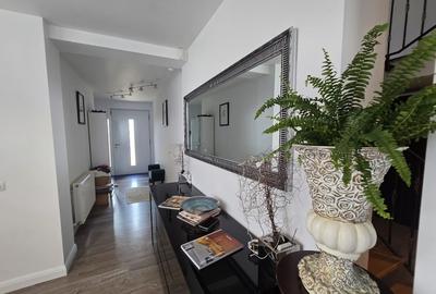 Duplex cu 4 camere cu Teren 294 Mp în Dâmbovița - 1