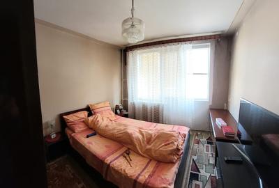 Apartament cu 2 camere decomandat în Drumul Taberei