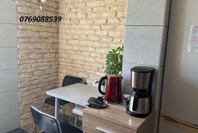 Apartament cu 3 camere decomandat în Drumul Taberei - 7