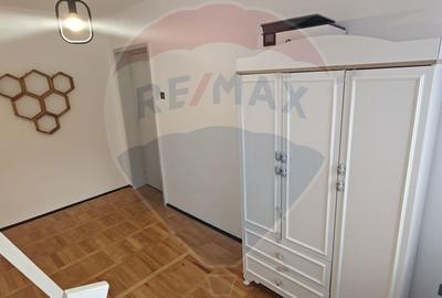 Apartament cu 3 camere, mobilat în Central - 3
