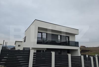 Casă individuală cu 4 camere cu Canalizare în Miroslava - 1