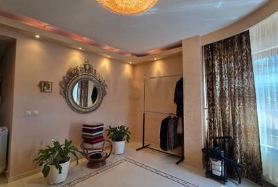 Casă individuală cu 8 camere cu Canalizare în P-ța Alba Iulia - 4