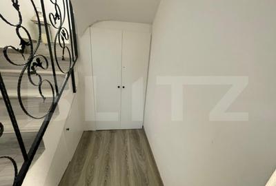 Casa familiala bine compartimentata cu garaj dublu - 10