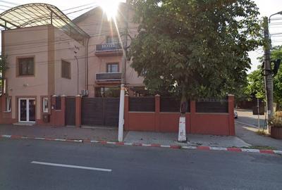 Spațiu comercial, de 600 mp, în Central
