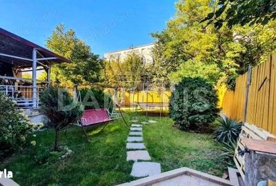 Casă cu 6 camere cu Teren 500 Mp în Km 5