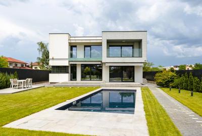 Experience Exclusive Living - 3