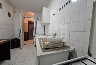 Liber, apartament 2 camere decomandat, 55 mp, Cug la bulevard - 10