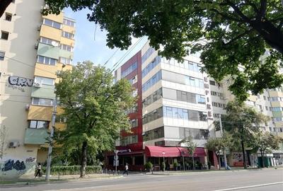 Cladire de birouri de vanzare - 2