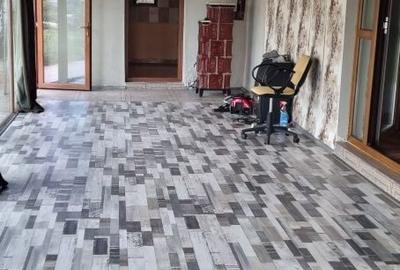Casă cu 4 camere în Costești - 6