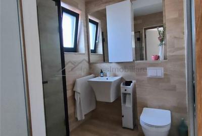 Apartament cu 3 camere în Central - 4