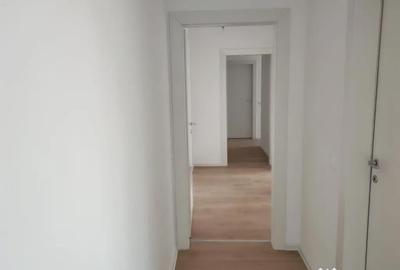 Apartament cu 4 camere semidecomandat în Străulești - 13