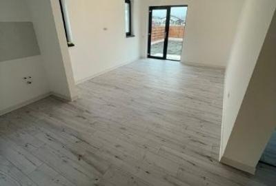Casă cu 3 camere cu Teren 415 Mp în Țegheș - 3