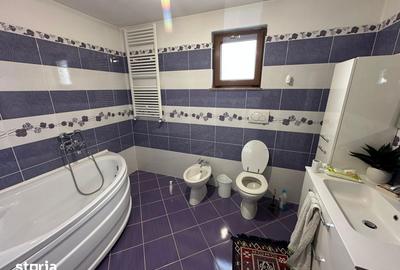 Casă cu 5 camere cu Canalizare în Vânători - 6