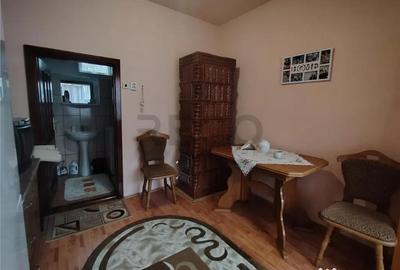 Casă cu 5 camere cu Teren 1550 Mp în Suplacu de Barcău - 10