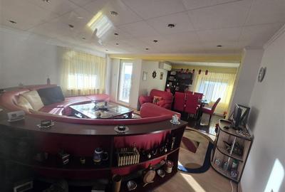 Apartament cu 4 camere decomandat, mobilat în Central - 17