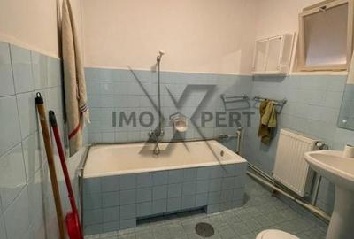 Apartament cu 3 camere în Andrei Mureșanu