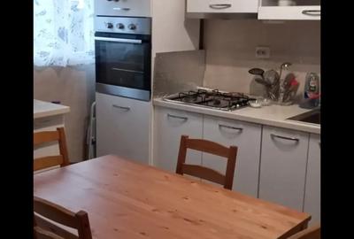 CASĂ-VILĂ DE VÂNZARE CU 5 CAMERE SI 3 BAI ZONA BUCUREȘTI-NOI SEC.1 - 2