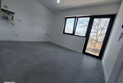 Casă cu 3 camere cu Teren 382 Mp în Central - 2