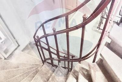 Casă cu 10 camere cu Teren 93 Mp în P-ța Unirii - 6