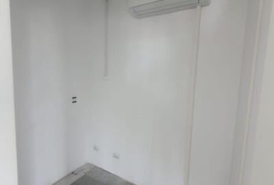 Birou, de 310 mp, în P-ța Universității - 4