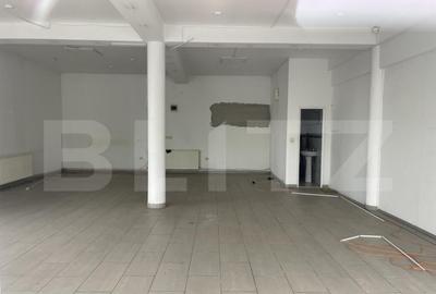 Spa?iu comercial generos, ideal pentru magazin sau showroom - 4