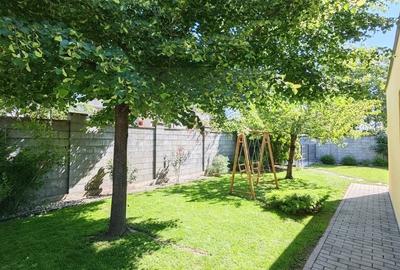 Casa mare. Posibil si clinica, camin batrani, invatamant, sediu firma. - 52