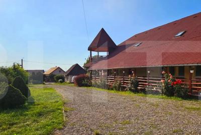 Casă cu 16 camere cu Teren 1663 Mp în Bicfalău - 3