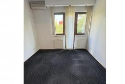 Apartament cu 3 camere semidecomandat în Unirii - 2