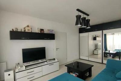 Apartament 2 camere decomandat - zona Tractorul - 2
