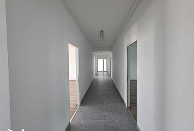 Spațiu comercial, de 90 mp, în Agigea - 2
