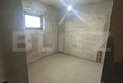 Casă cu 7 camere cu Teren 600 Mp în Micro 6 - 13