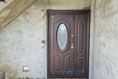 Casă cu 6 camere cu Canalizare în Adjud - 8