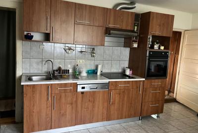 Casă cu 4 camere cu Teren 700 Mp în Central - 5