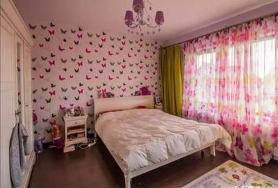 Casă cu 6 camere cu Teren 800 Mp în Sânpetru - 1