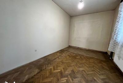 Apartament cu 3 camere în Astra - 3