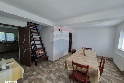 Casă cu 4 camere cu Teren 662 Mp în Vidra - 8