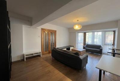 Apartament cu 2 camere nedecomandat, mobilat în Bucium