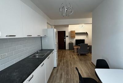 Apartament cu 3 camere semidecomandat, mobilat în Alfa - 8