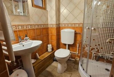 Casă cu 4 camere cu Teren 700 Mp în Sărata - 3