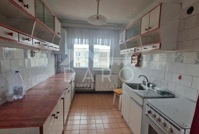 Vindem apartament cu 4 camere - 9