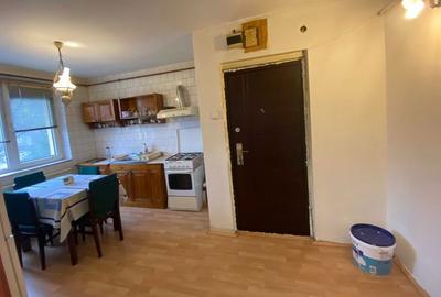 Apartament cu 2 camere decomandat în Calea București - 3